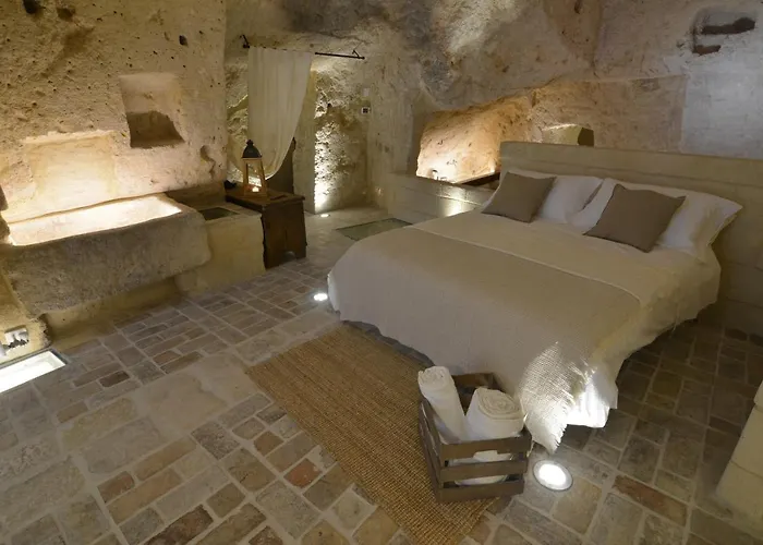 Grotta Gea Luxury Con Piscina & 마테라